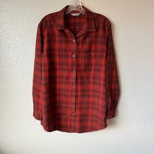 The North Face red and black plaid flannel long sleeve top